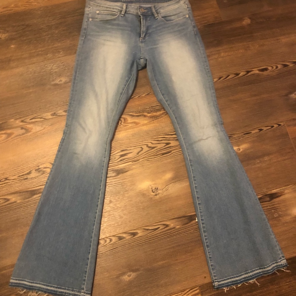 Light wash jeans